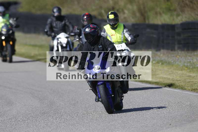 /01 02.04.2026 MAZ ADR/Gruppe gelb Gruppe gruen/68